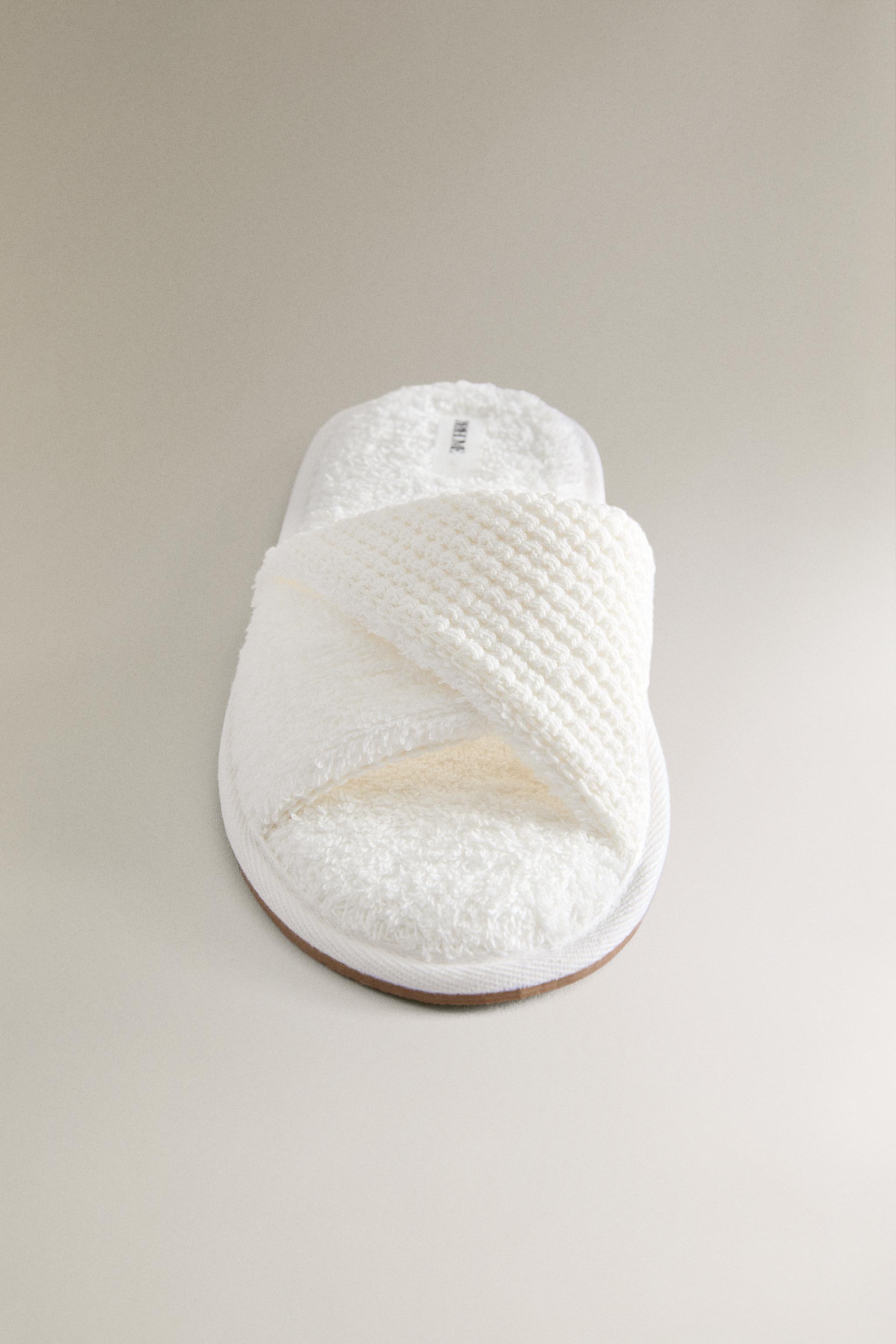 PANTOUFLES À BOUT OUVERT EN TISSU ÉPONGE